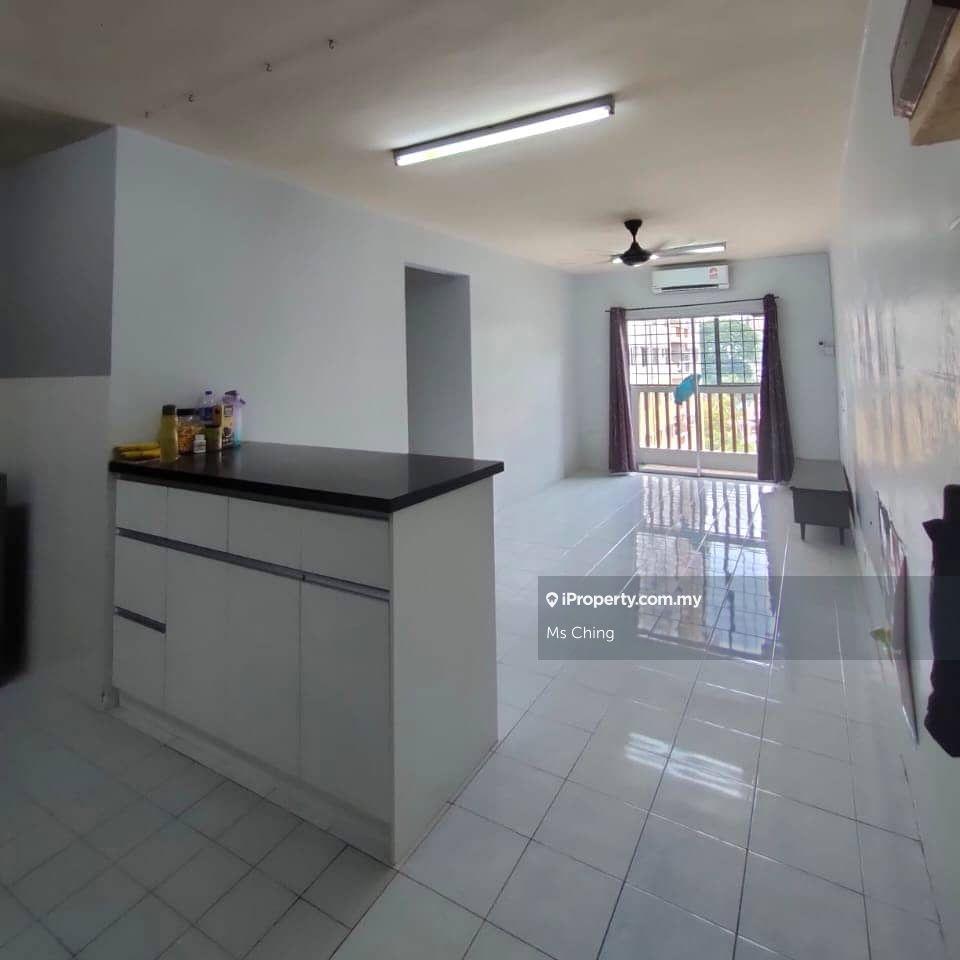 Selangor - Laksamana Puri Condo - Batu Caves