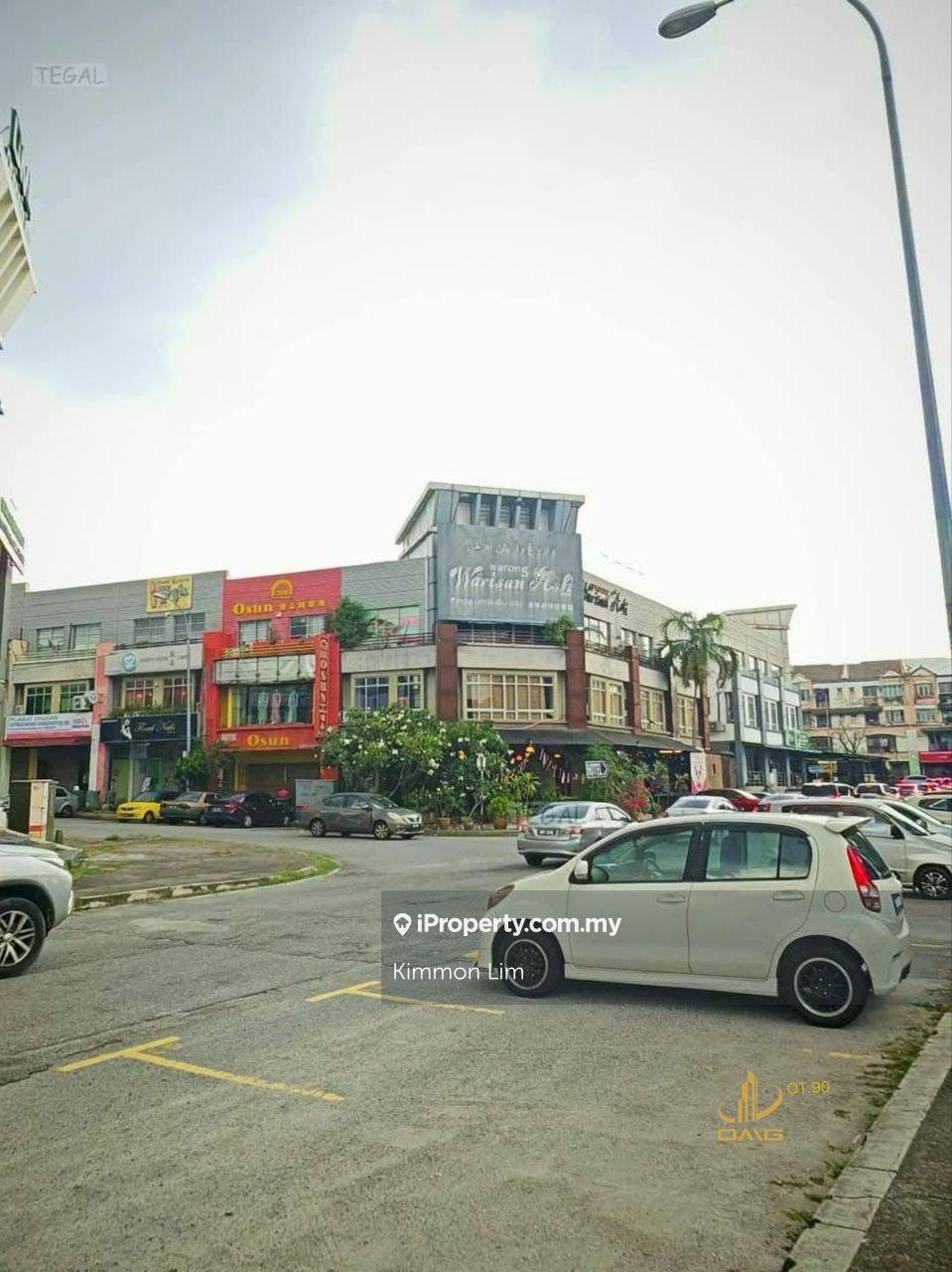 Bayu Tinggi -Klang Double Storey Shoplot (Hot Location)