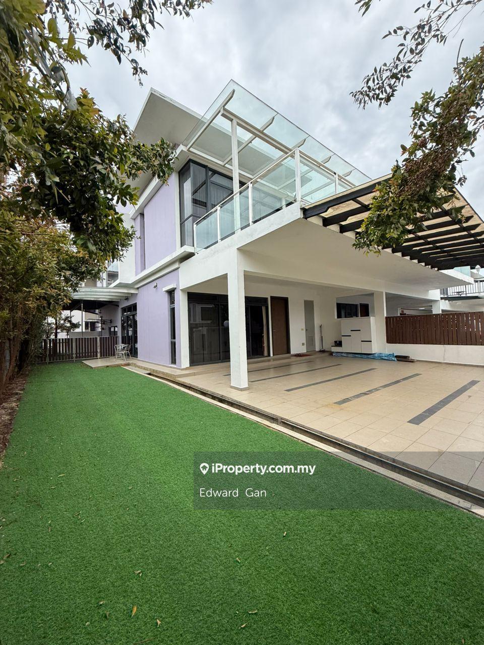 Double Storey House For Sale @ Horizon Hills