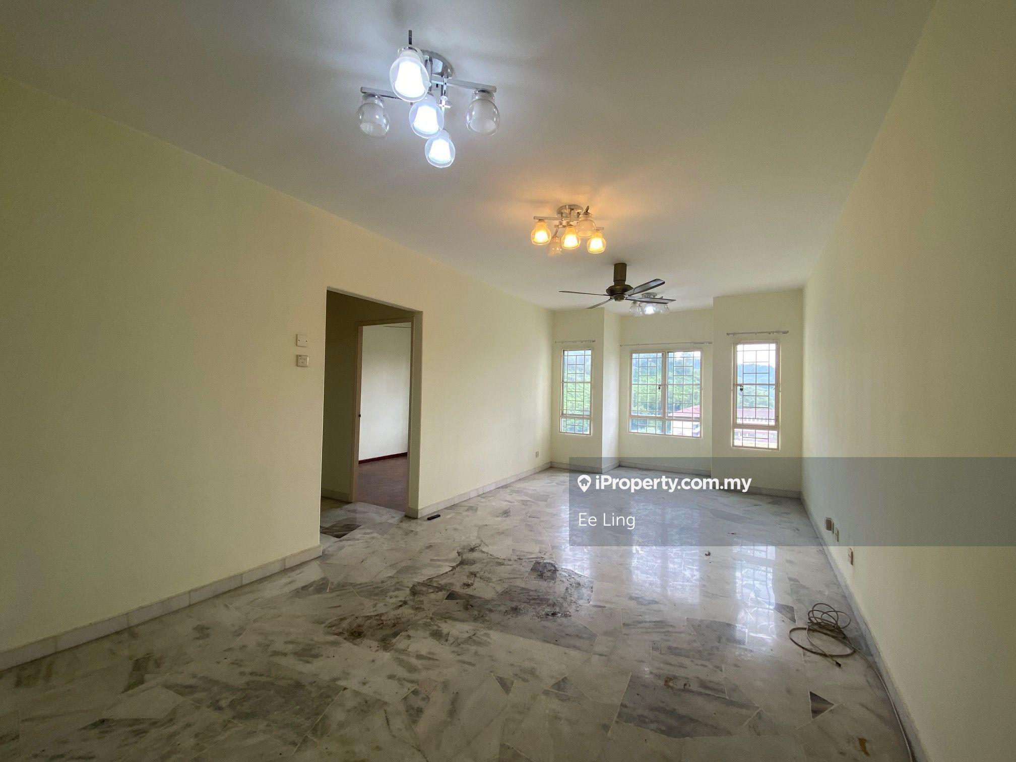 Puchong d'kiara apartment for sale,lift,swimming pool,nice view