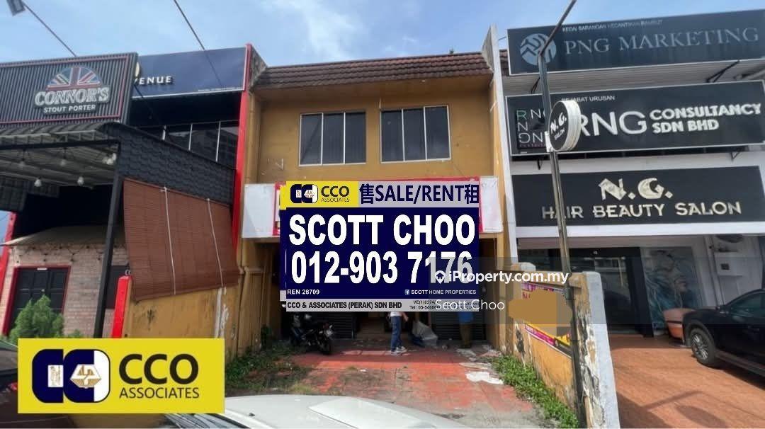 Under Bank Value Greenhill shop for sale
