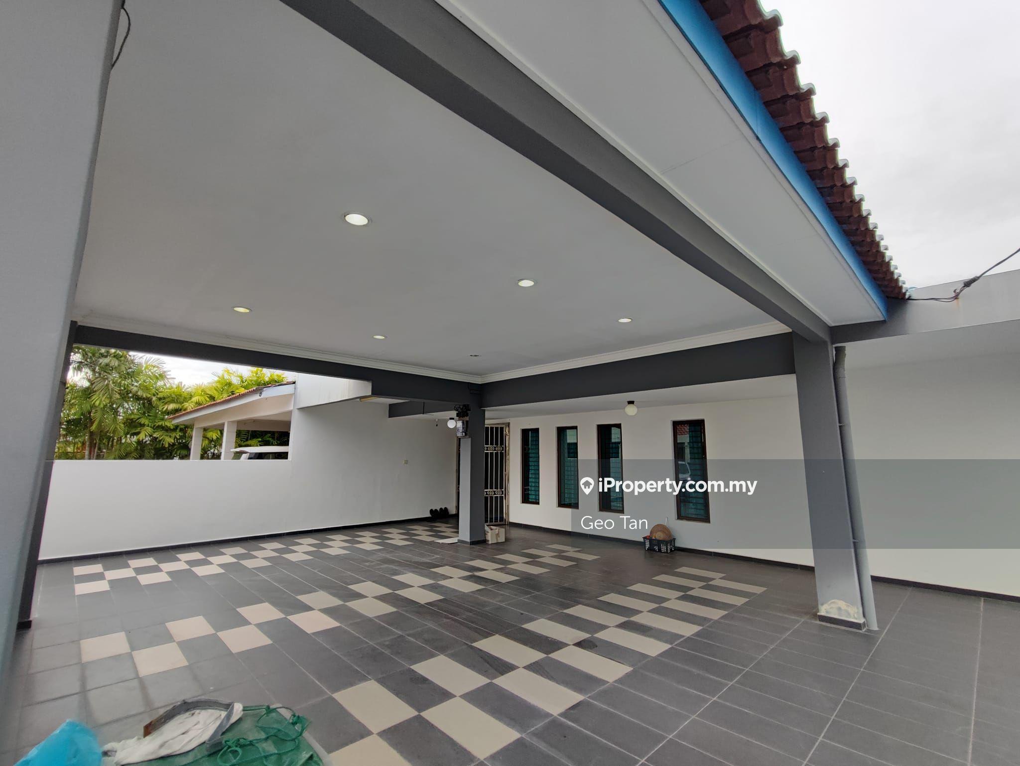 Fully Renovated Freehold Single Storey Semi D Ujong Pasir Melaka