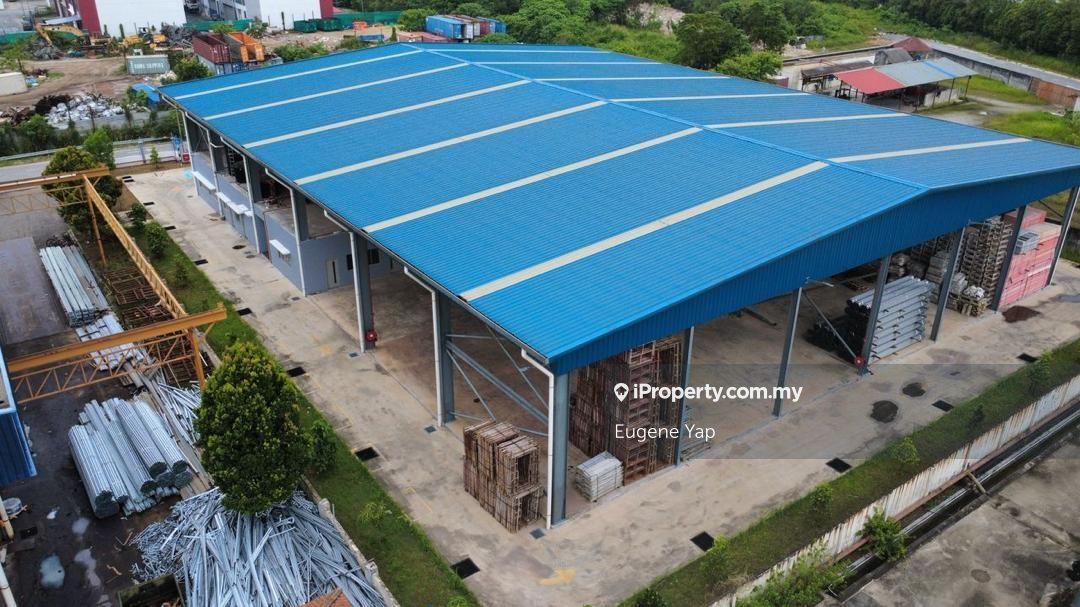 Detached factory for sale