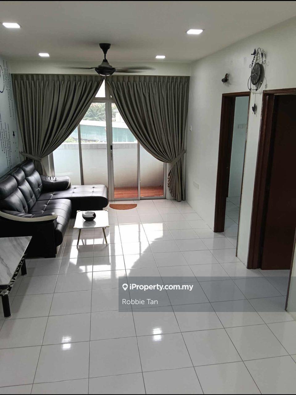Ulu tiram Apartment For rent