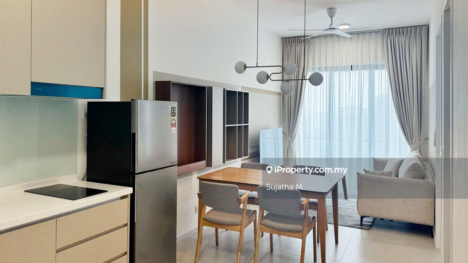 Move-In Ready - Fully Furnished Modern Apartment