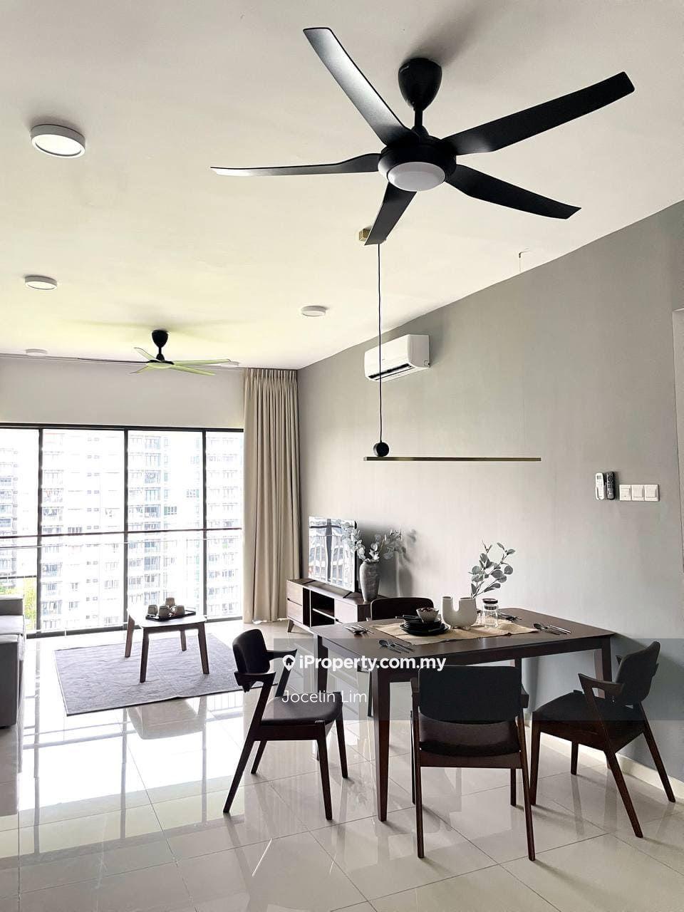 Cozy designer furniture & fitting, ready to move in