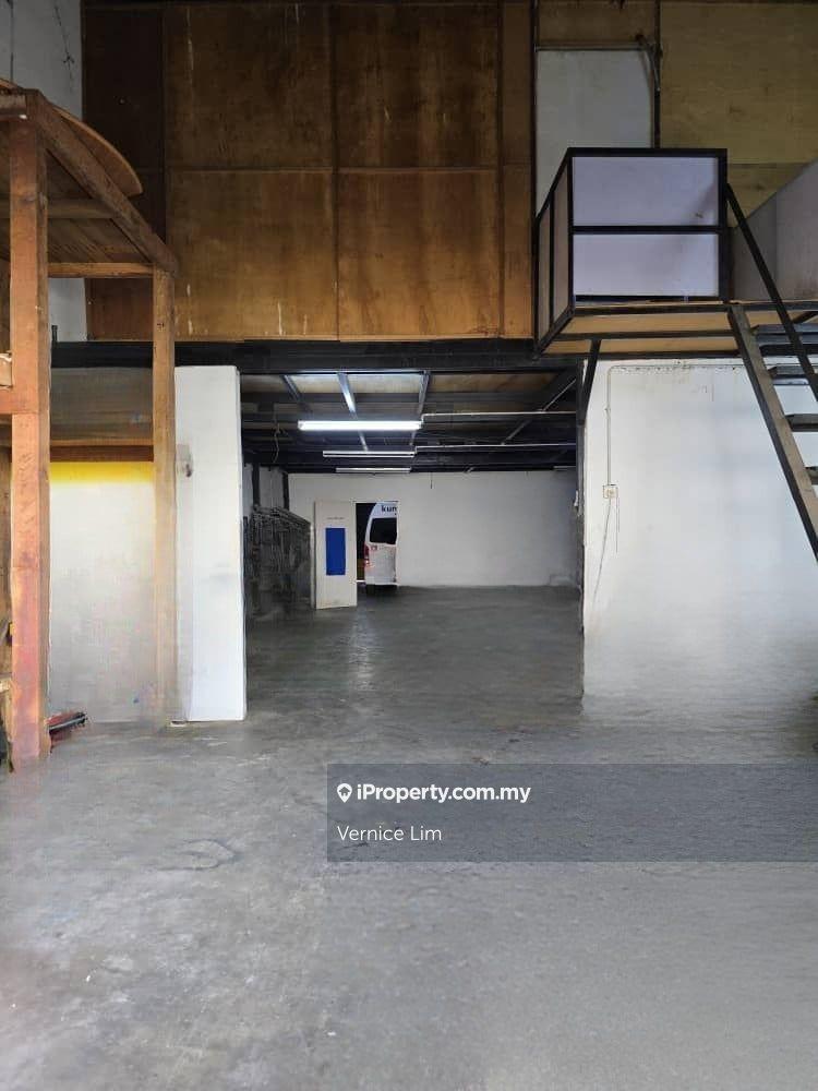 Puchong Freehold 1.5 Storey Link Factory For Sale