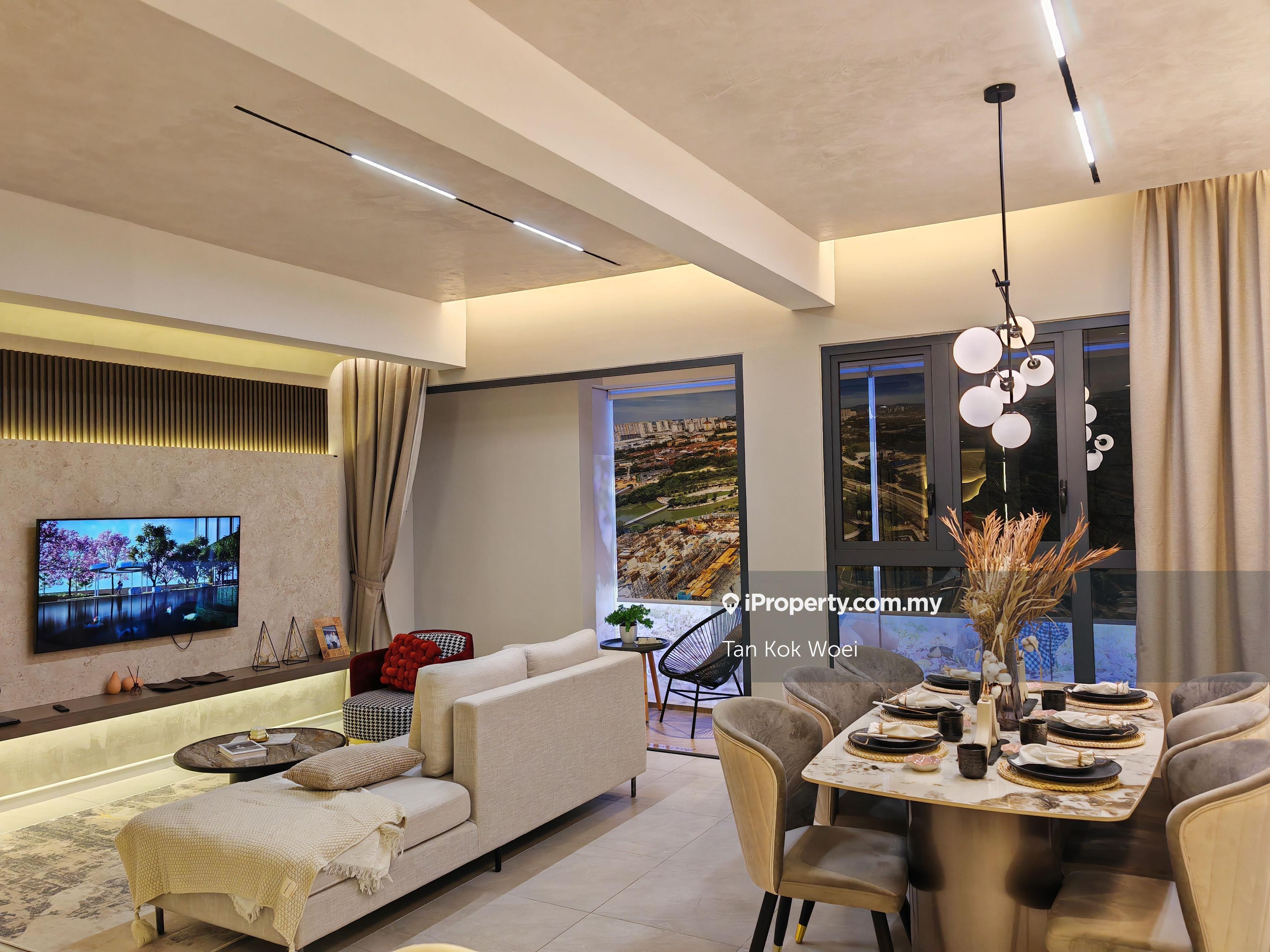 20 Feet Living Room & Garden Deck