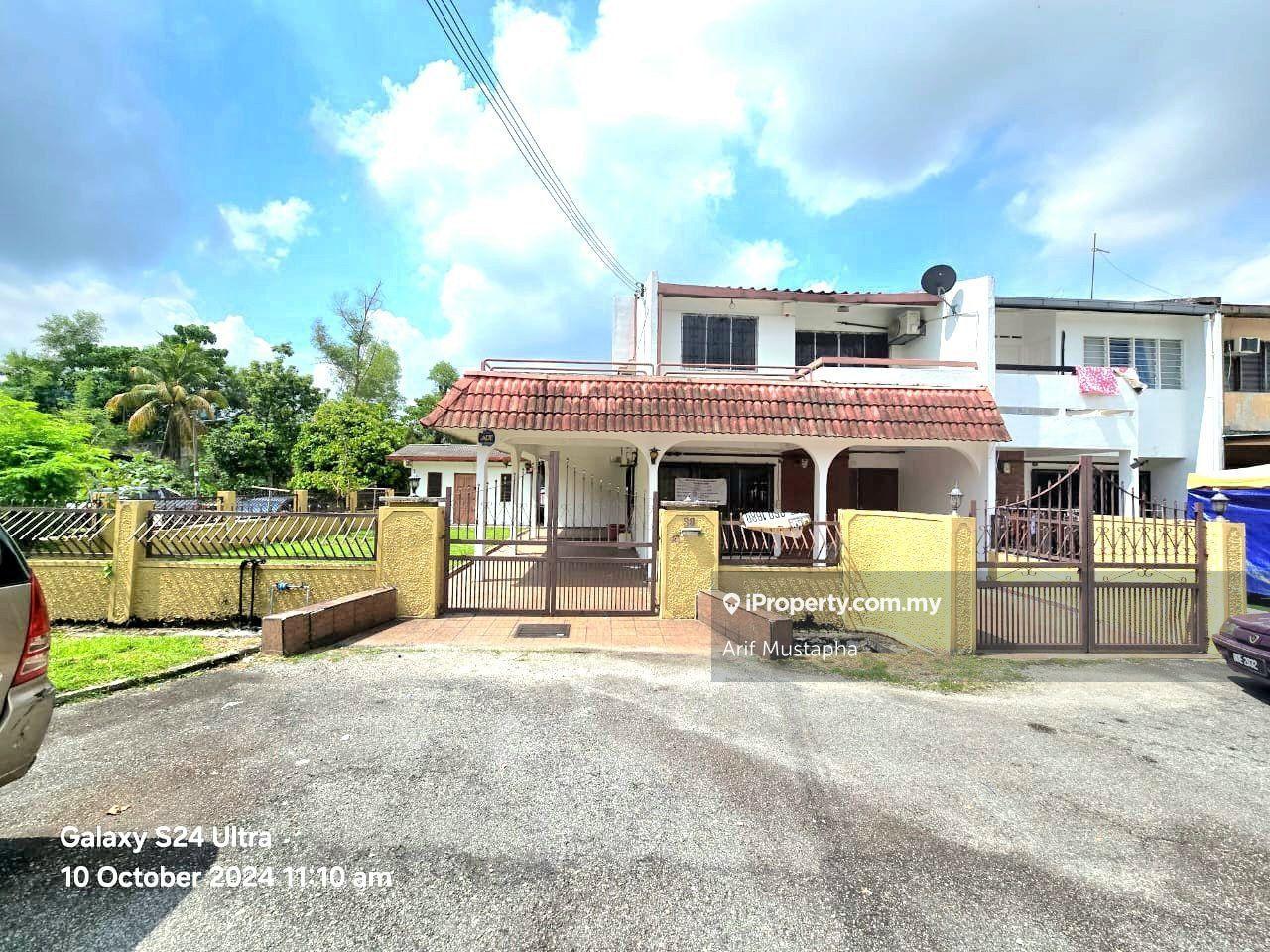 Prime Non-Bumi Corner Lot in Taman Watan, Ampang only for 1.08m!