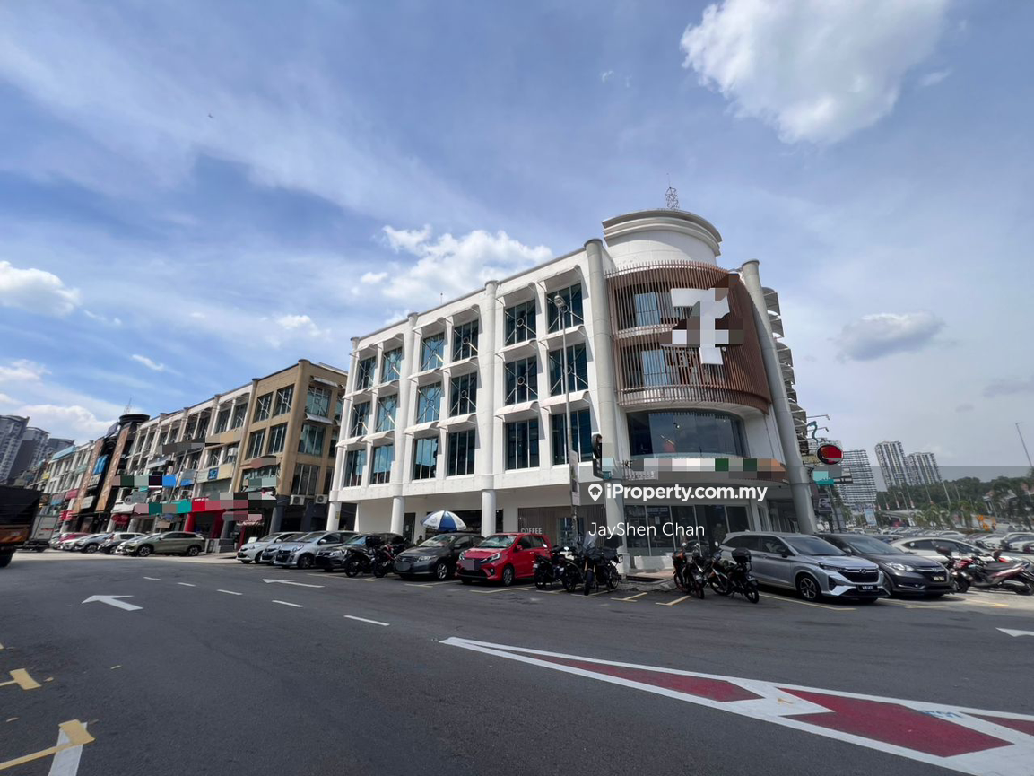 Bandar puteri puchong ground floor shop