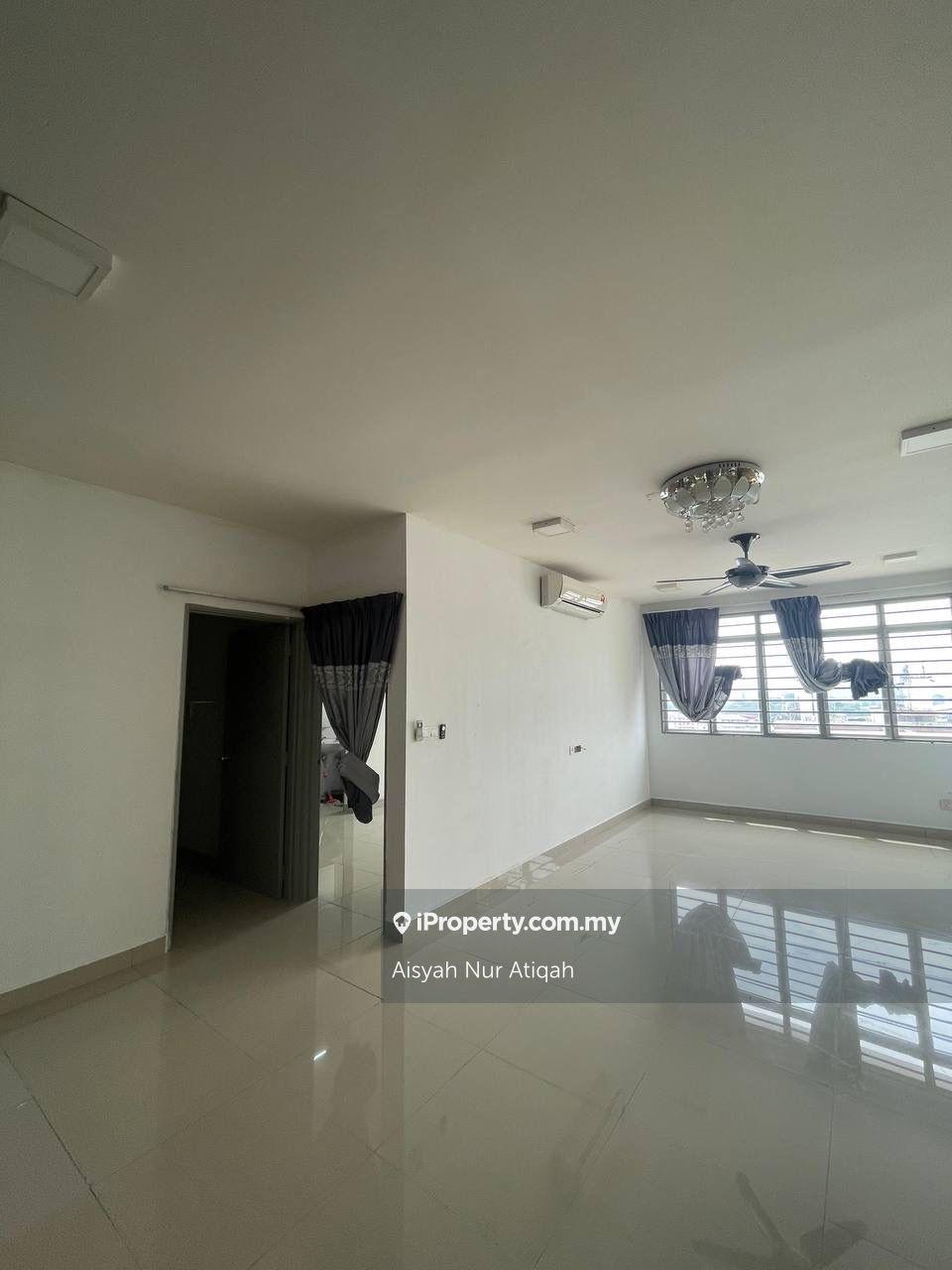 Condominium 228 Selayang for Sale , 2 Carpark