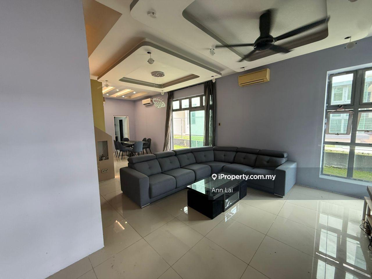 Fully Renovated & Furnished - Extra 10ft side land