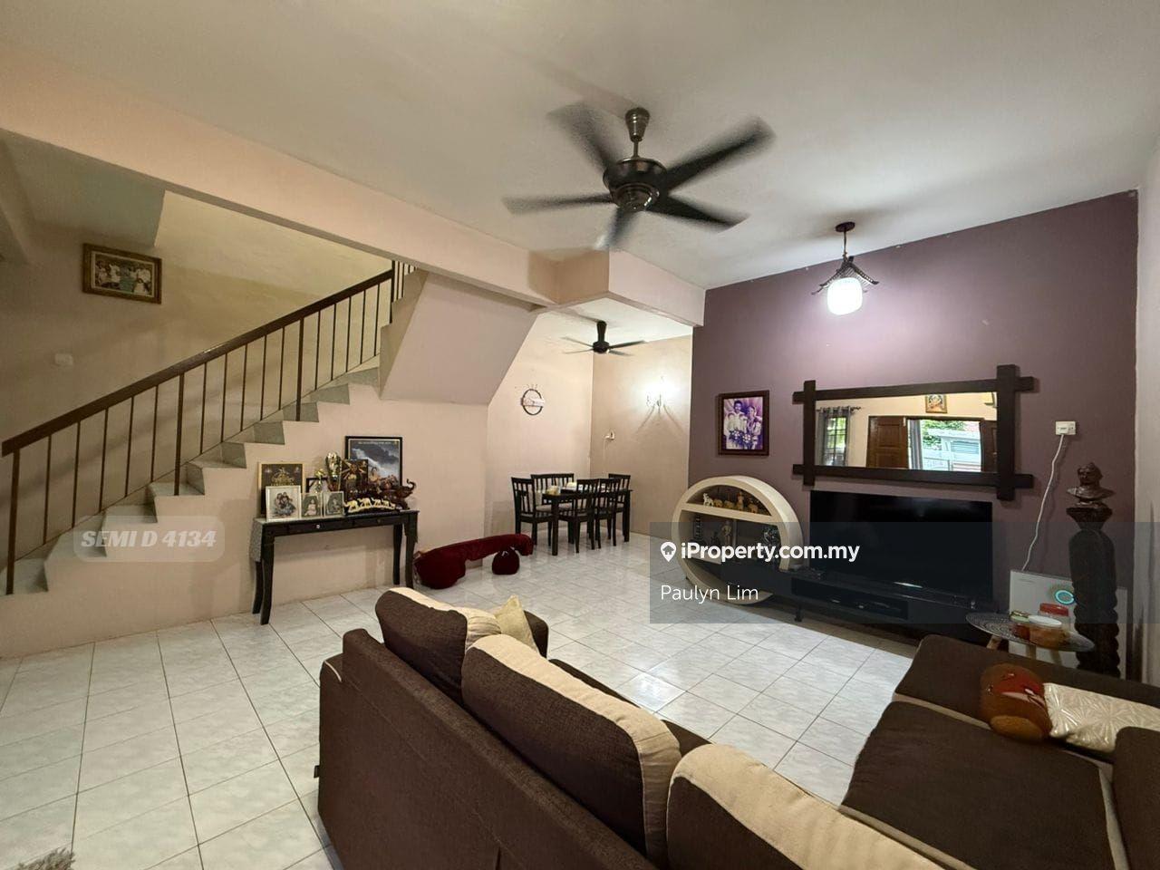 Super Value Ample Parking Renovated 2 Sty @ Taman Saga Klang For Sale