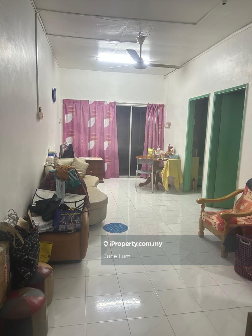 Affordable flat at Lembah Maju