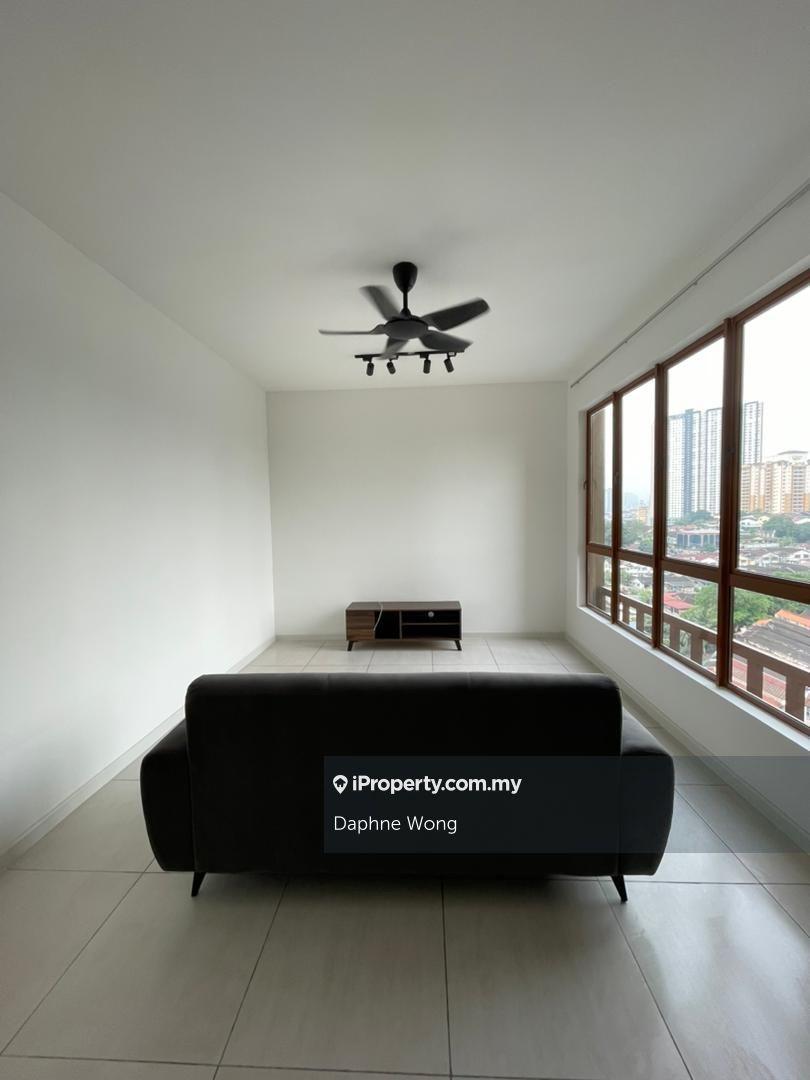 Branded new condo for sell! Call me to view now! Specialist Agent