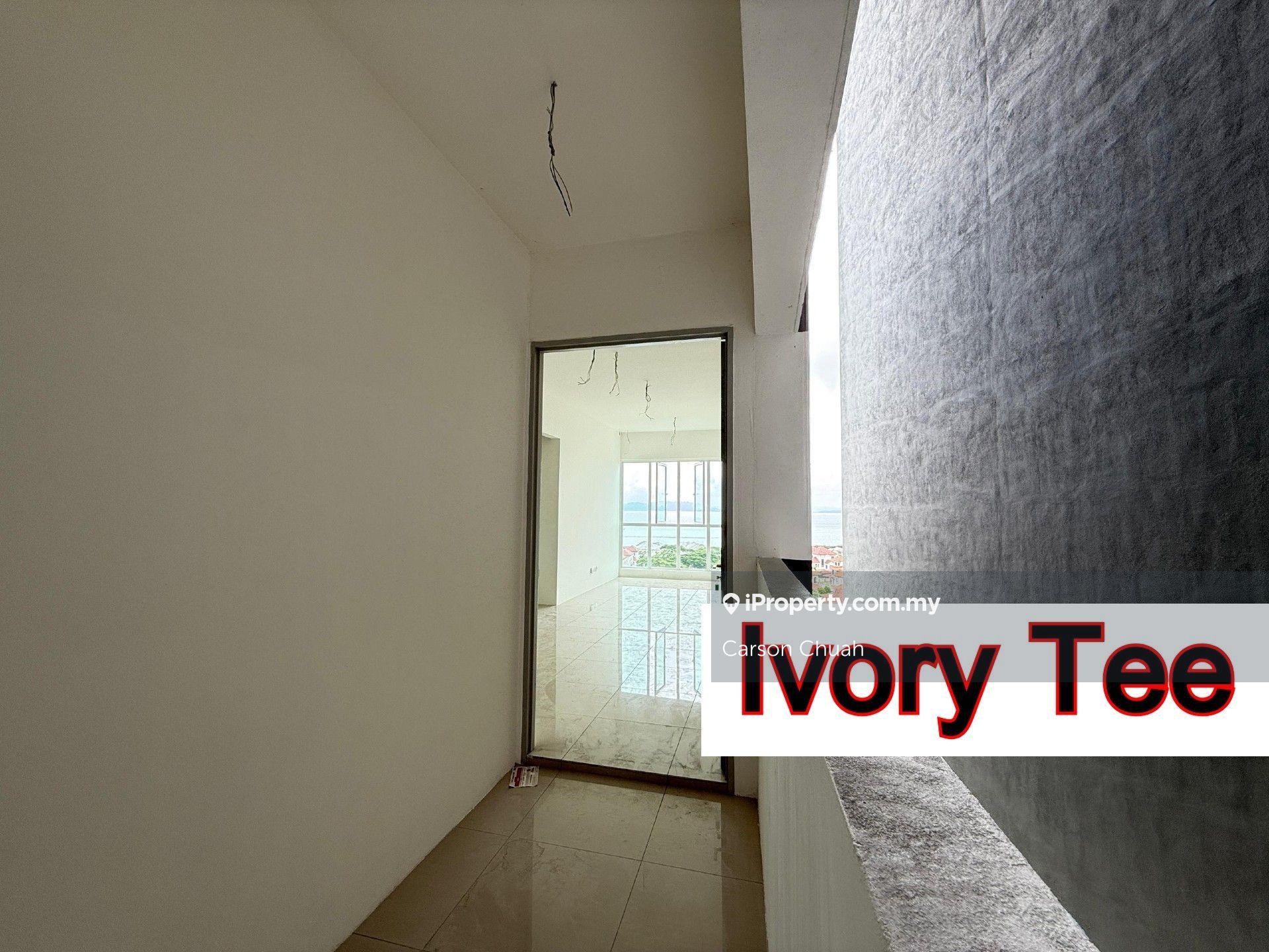 Rm499k for seaview and 2 carparks ! Worth buying unit!!