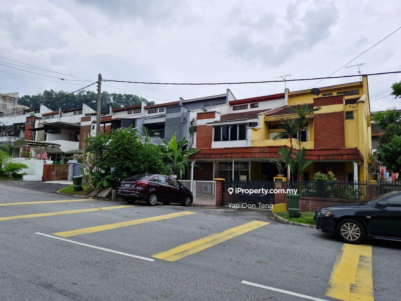 Quite & Exclusive Location, House facing Open Space!