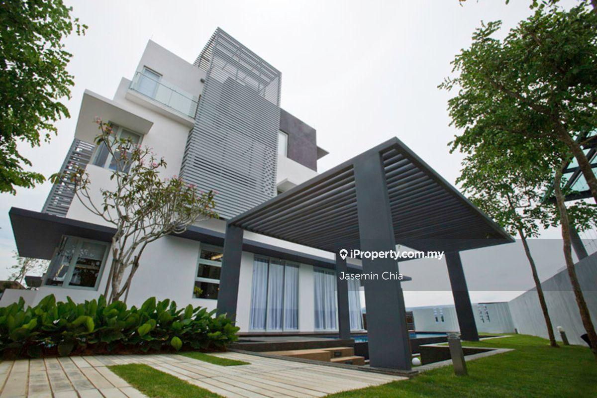 3storey Semi-D for Sale