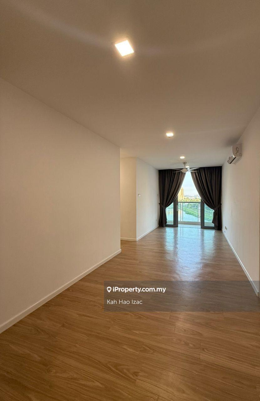 Lakefront residence for sale tower 3