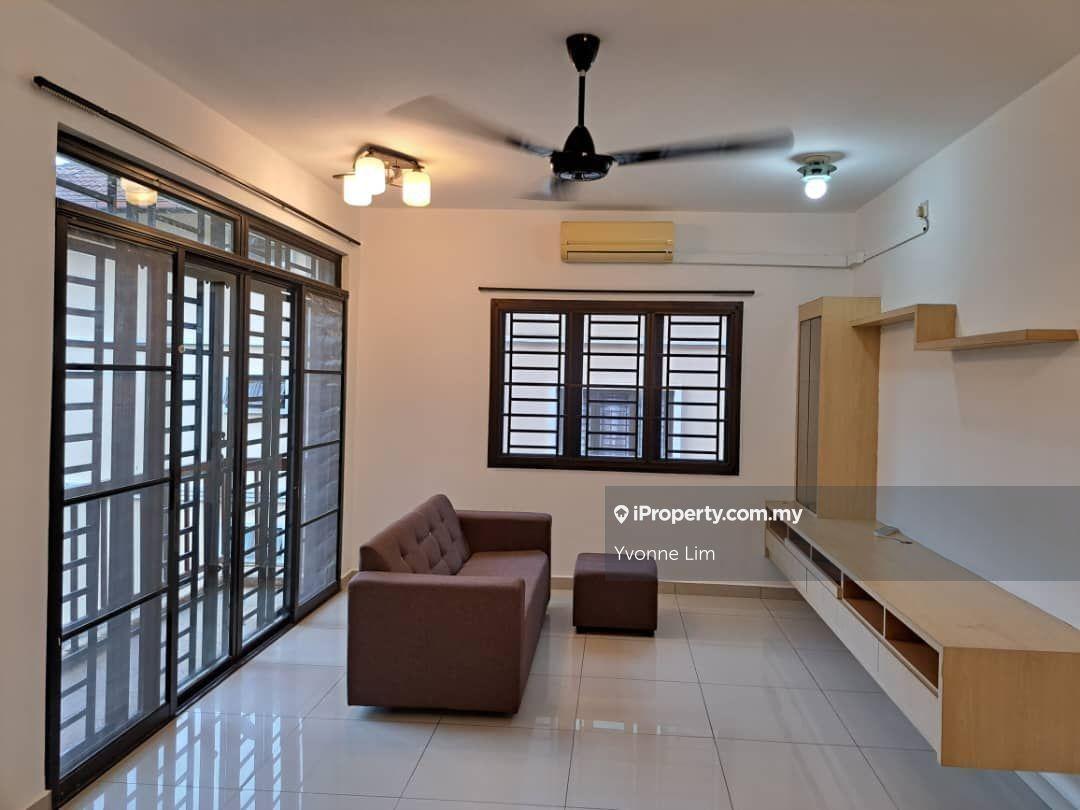 Larkin Residence 1, larkin, 3 bedrooms, partial furnished, gng