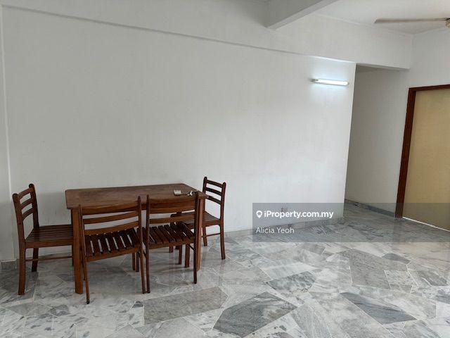 Near Wawasan LRT Station, School and Amenities