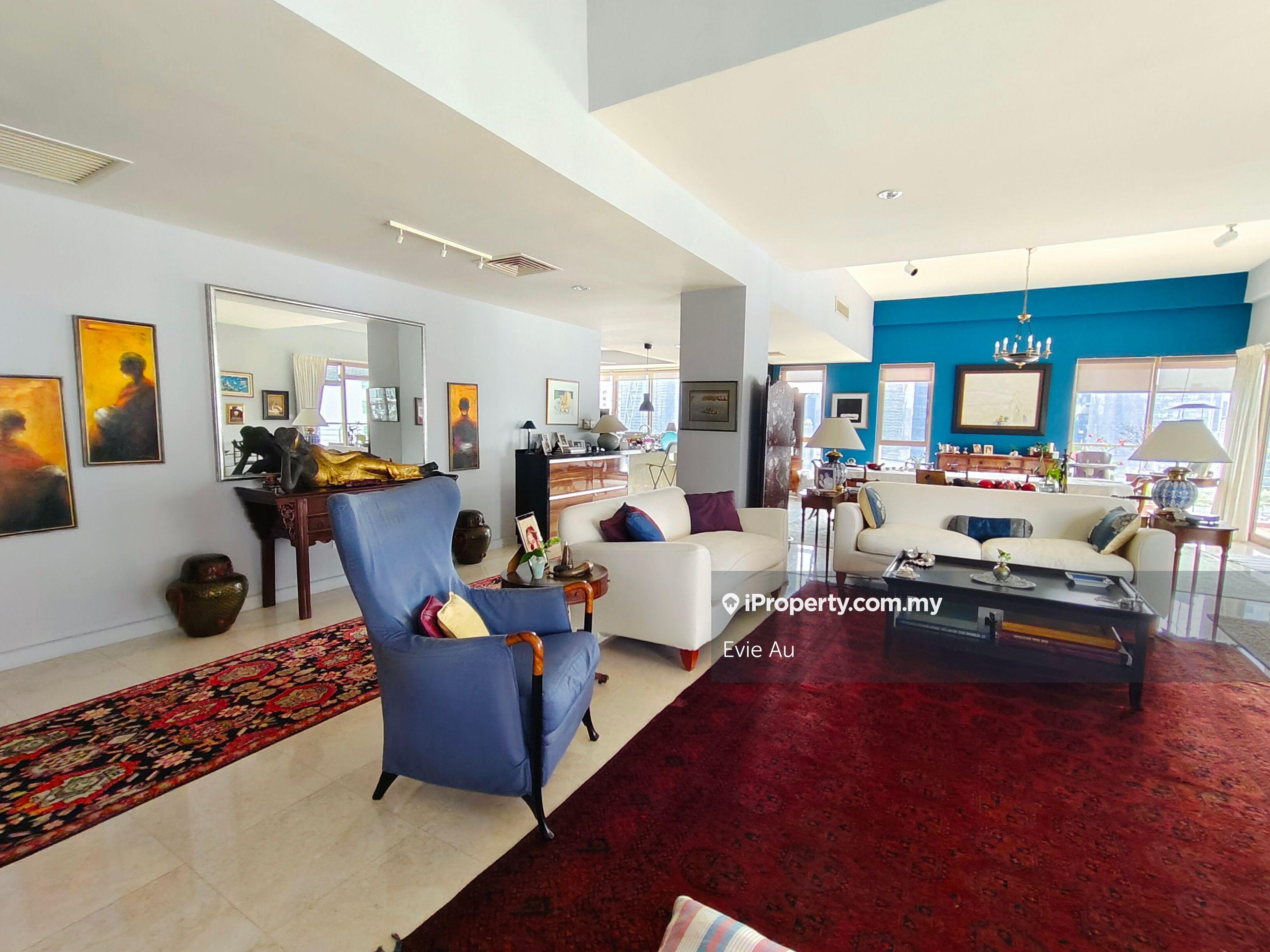 Duplex well maintained high floor unit