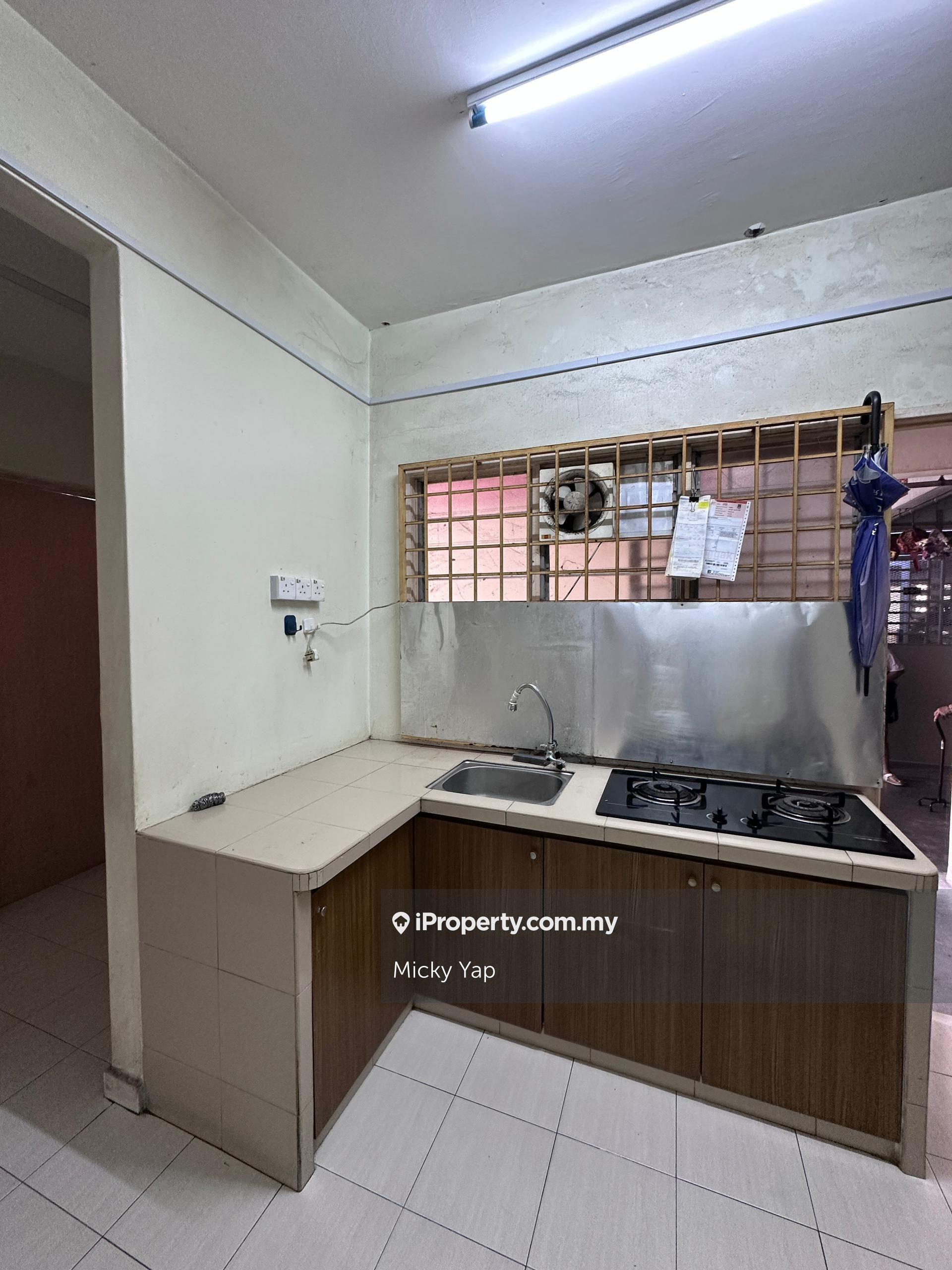 Simpang Ampat Flat For sale