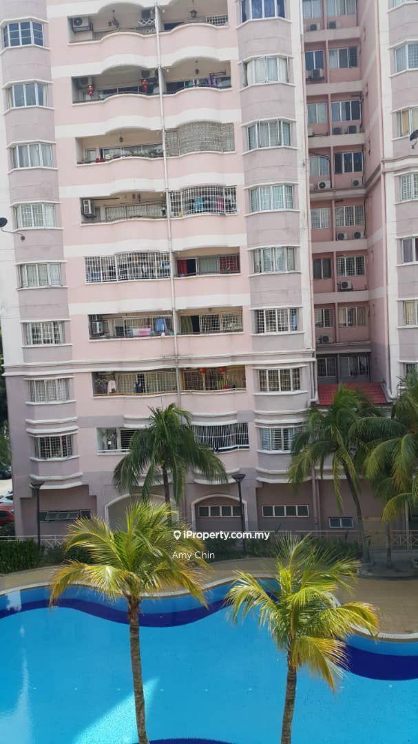 Apartment at Desa Saujana for sale:
