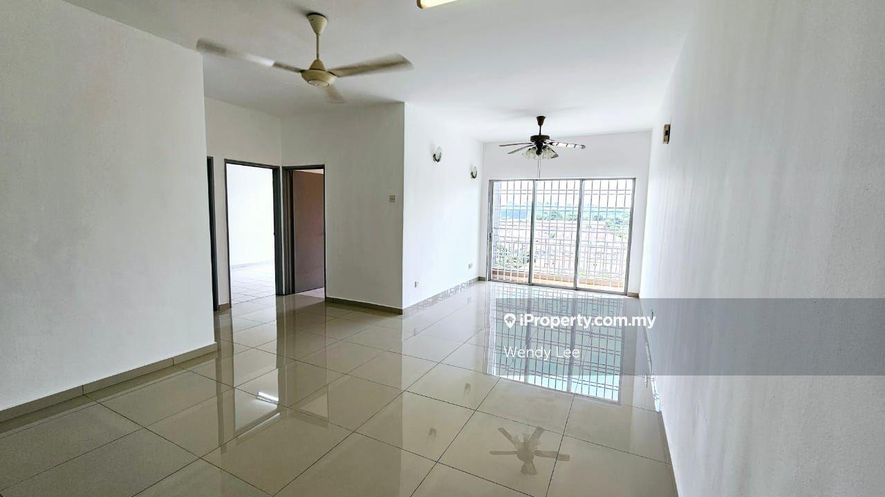 Below Market Sri Cassia Low Floor Apartment Bandar Puteri Puchong