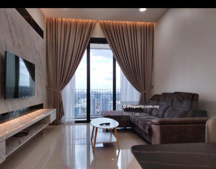 Cozy unit connectivity to office hub, Shopping mall and LRT station