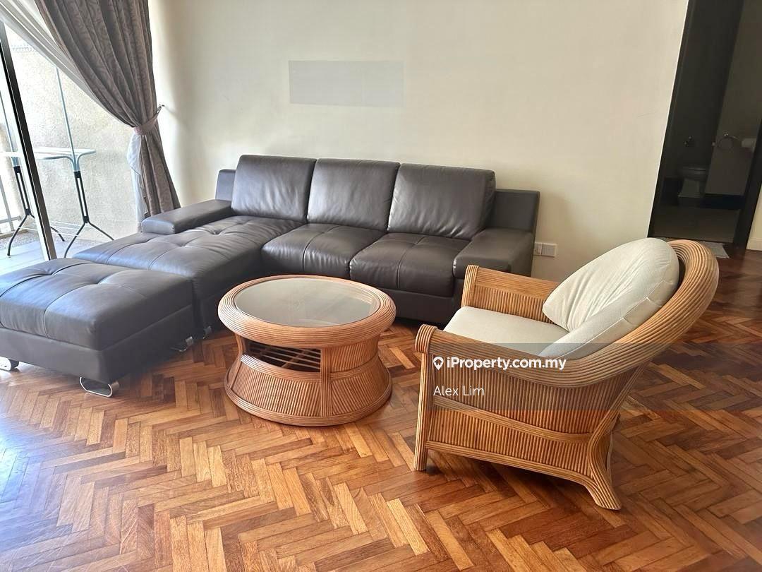 Quayside Condominium For Rent !!