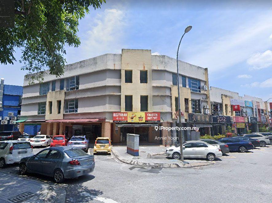 3 Storeys Corner Lot with ROI 5% in Kuchai Lama