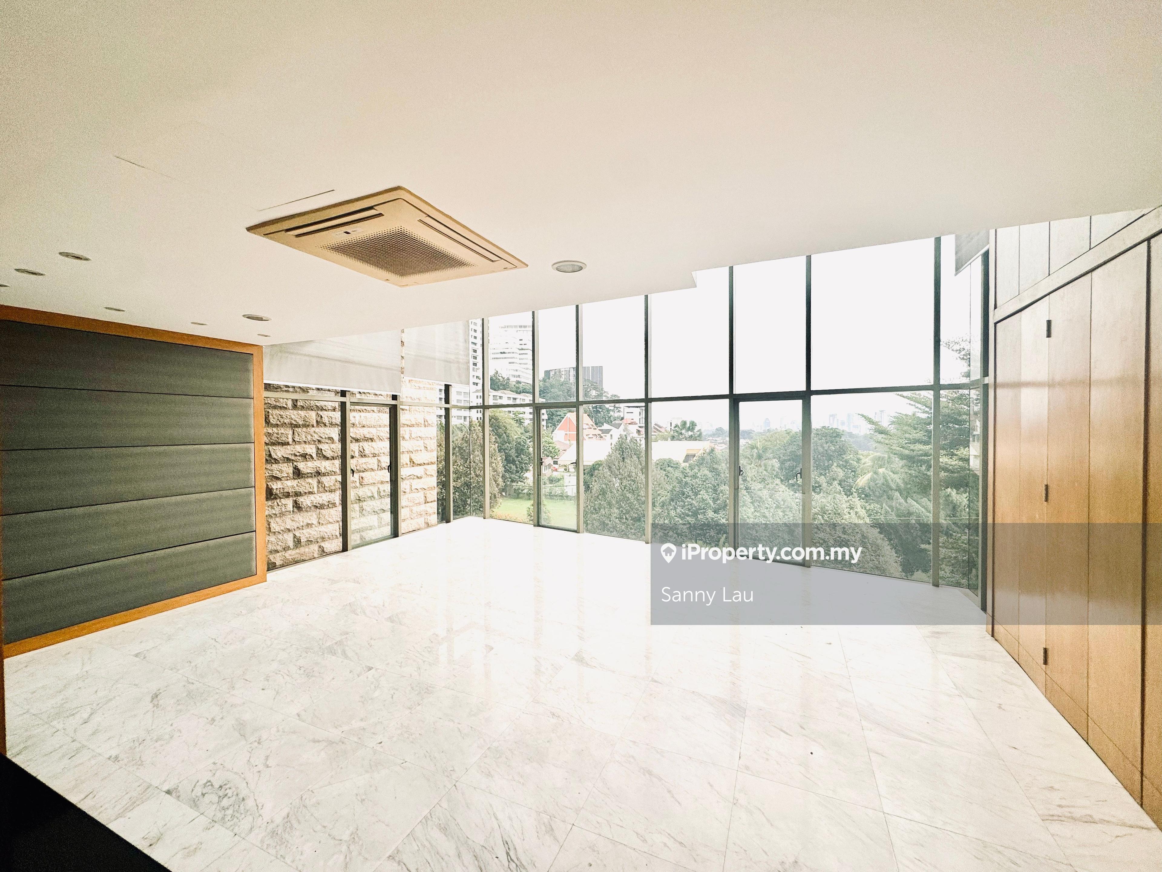 Bangsar Luxury Home with KLCC, KL Tower, TRX & Merdeka 118 Panoramas