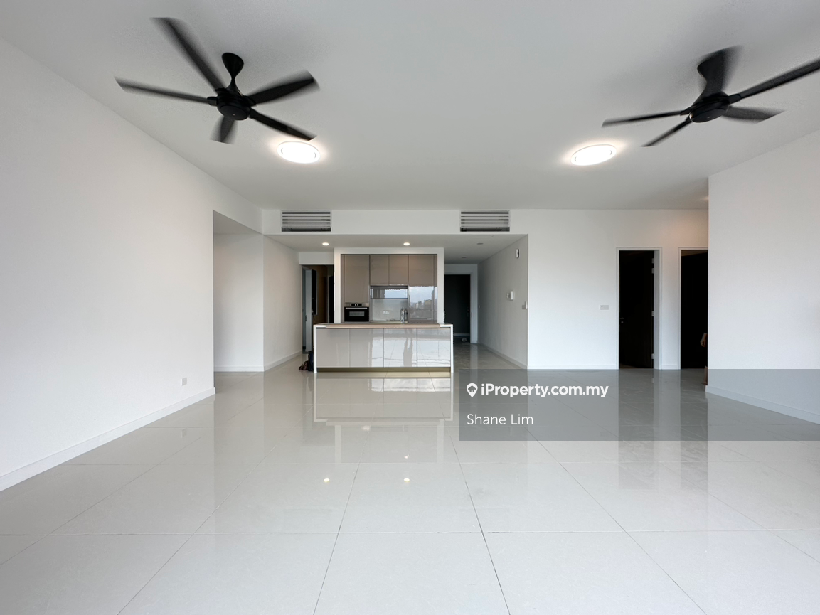 Ready move in anytime