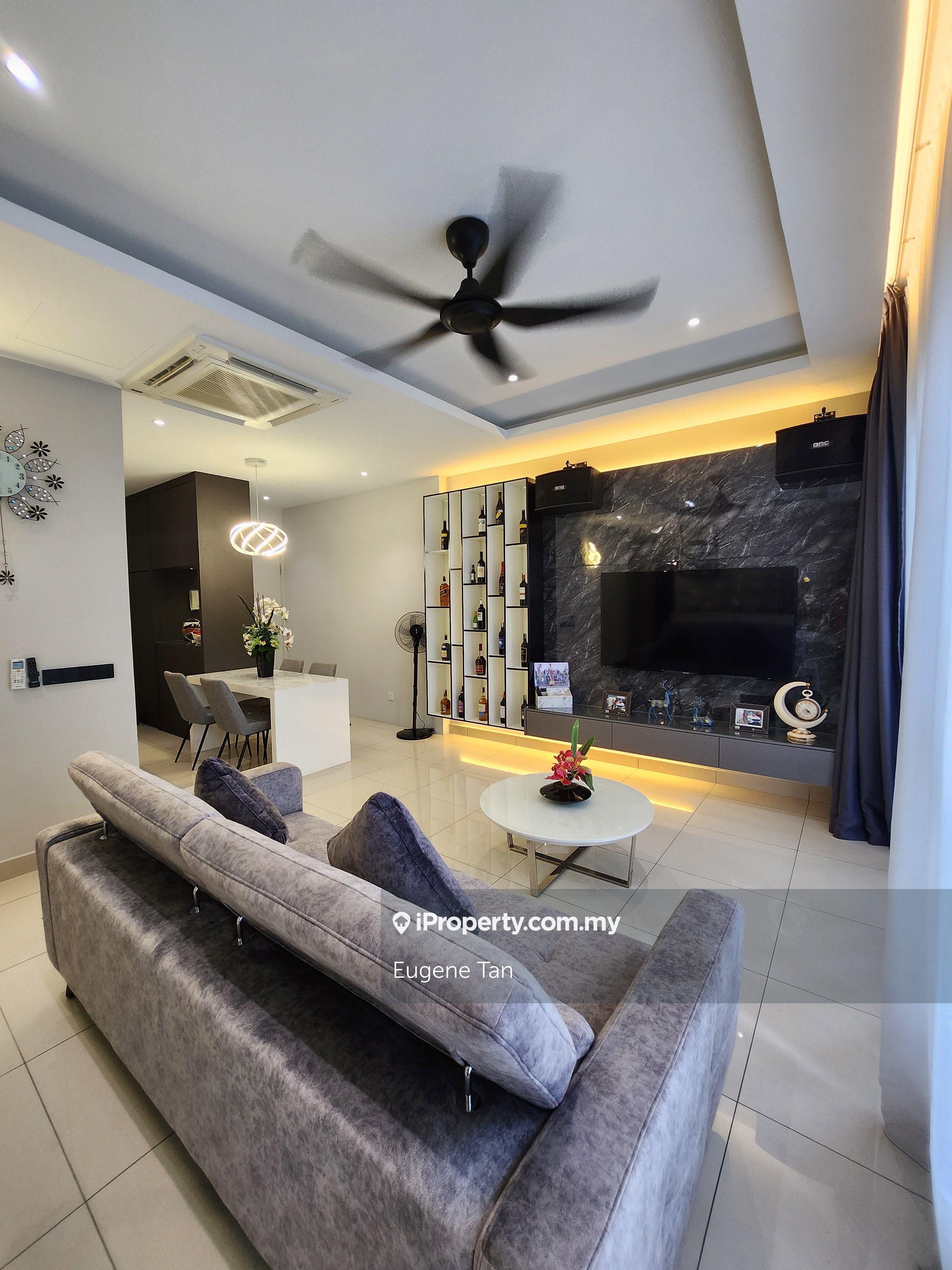 Dual Key Unit, Fully Furnished, Well Keep like New unit