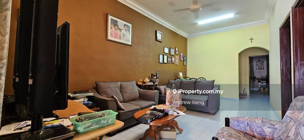 Mature Area Johor Jaya Jalan Teratai Single Storey Terrace Freehold