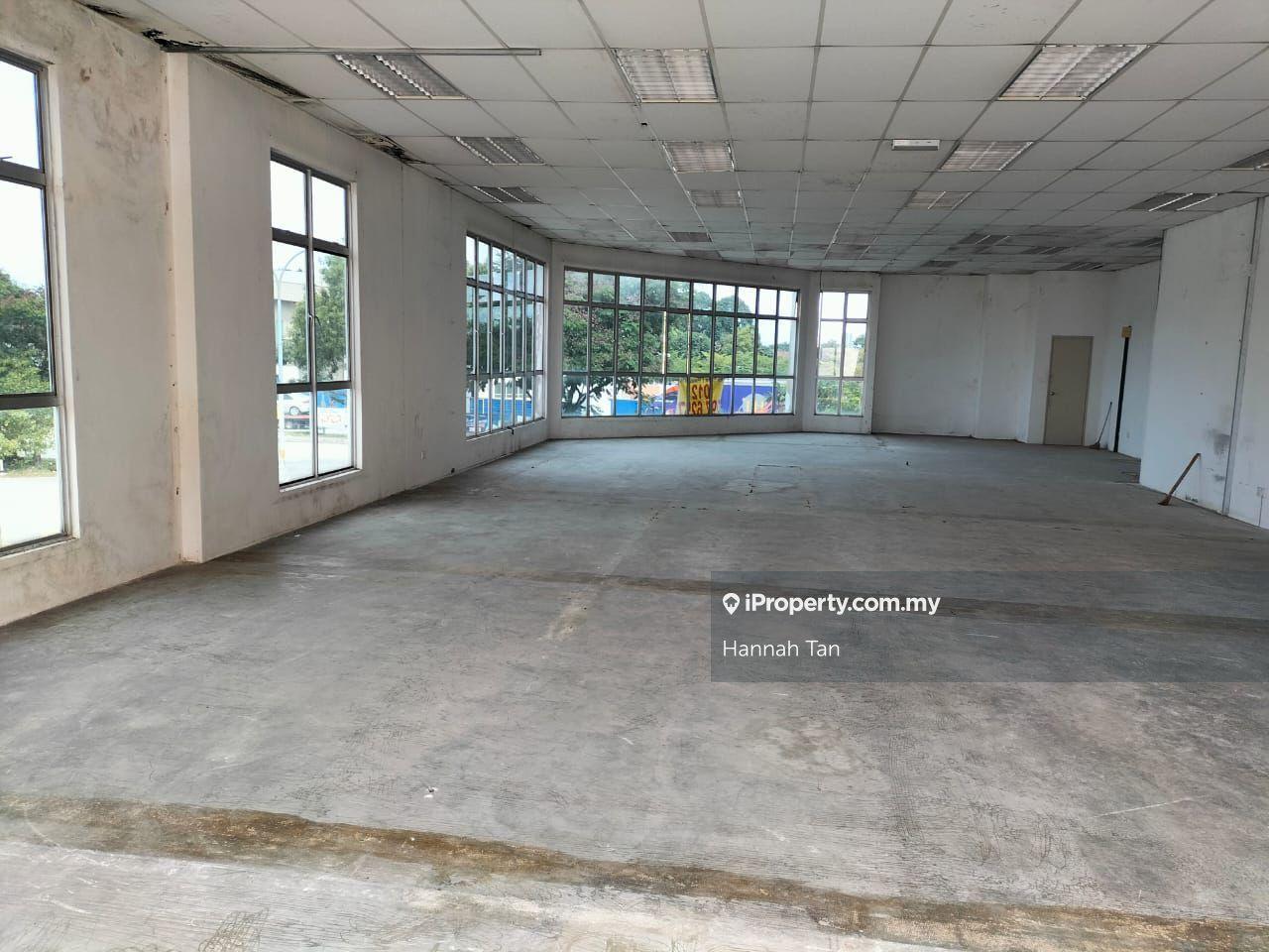 Corner lot unit for rent!