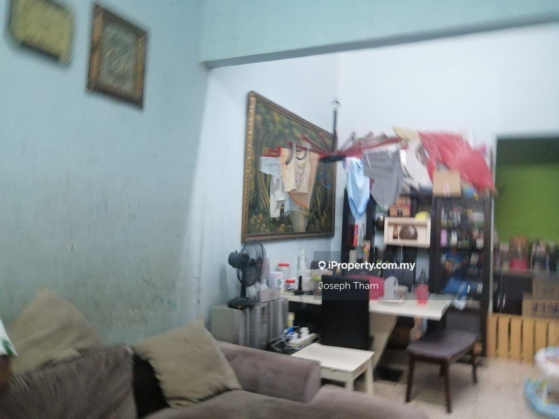Ampang Single Storey Terrace Landed House