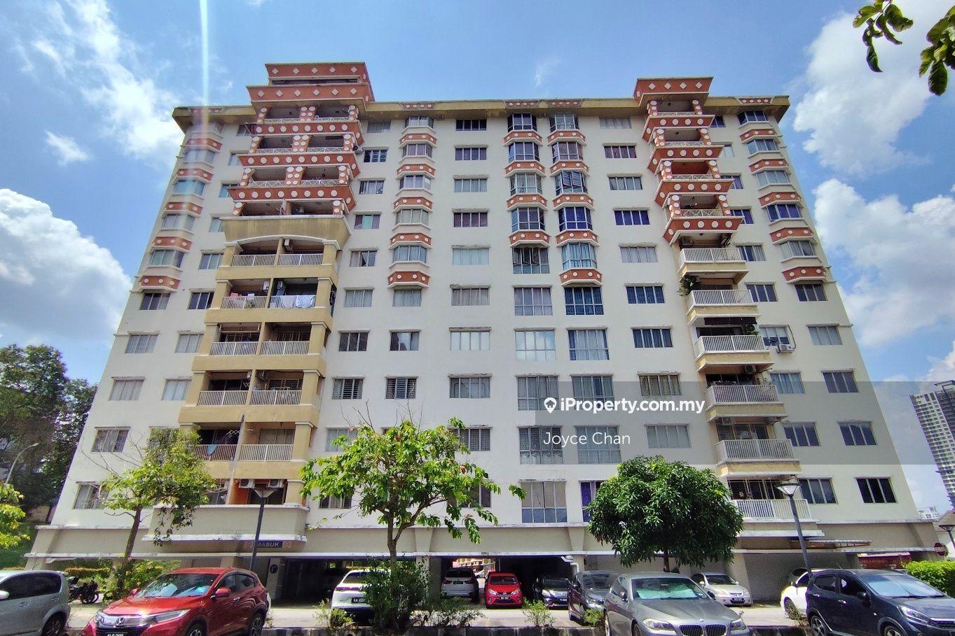 Serviced Apartment - Koi Tropika Condominium, Puchong, Selangor