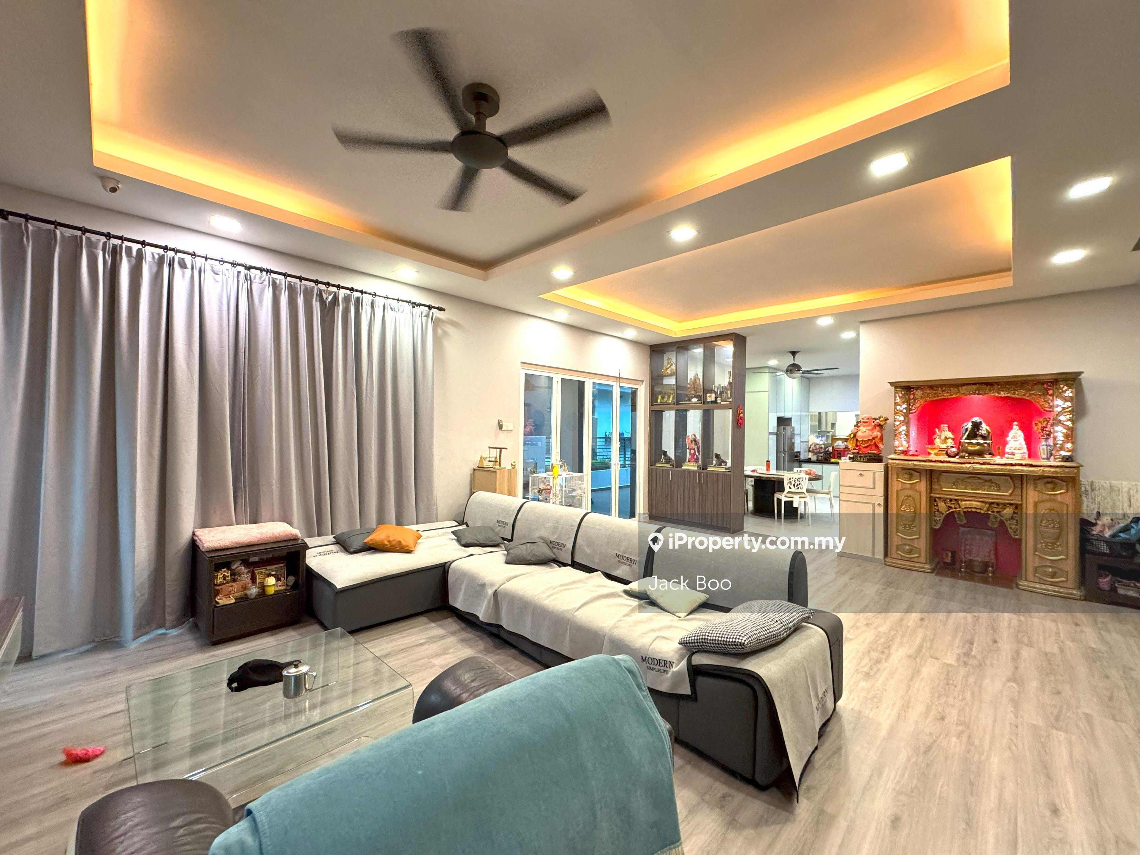 Semi-D house for Sale