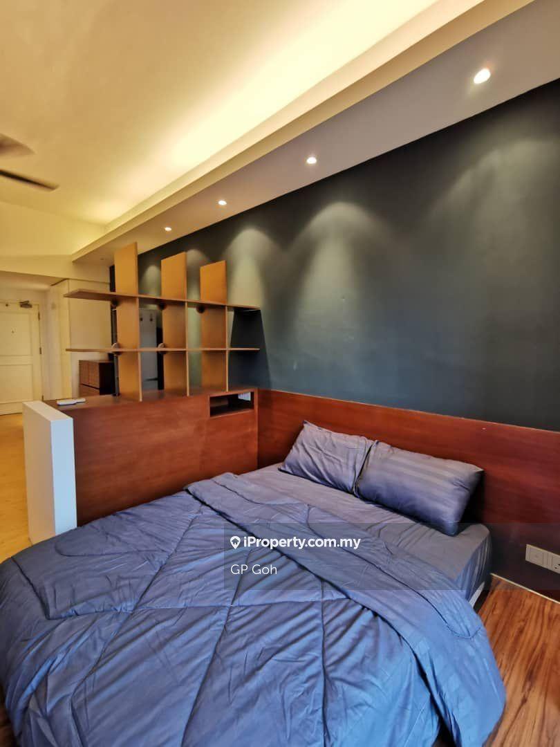 Mayfair sri hartamas studio for sale 410sf rm260k