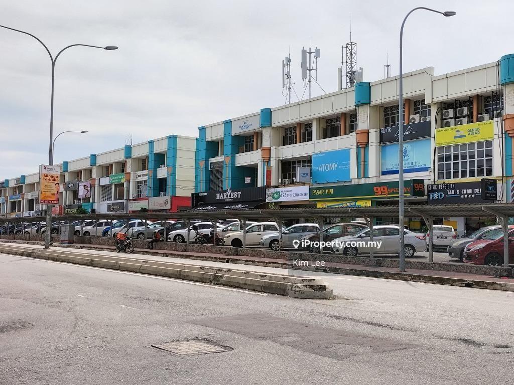 Good location with freehold land 