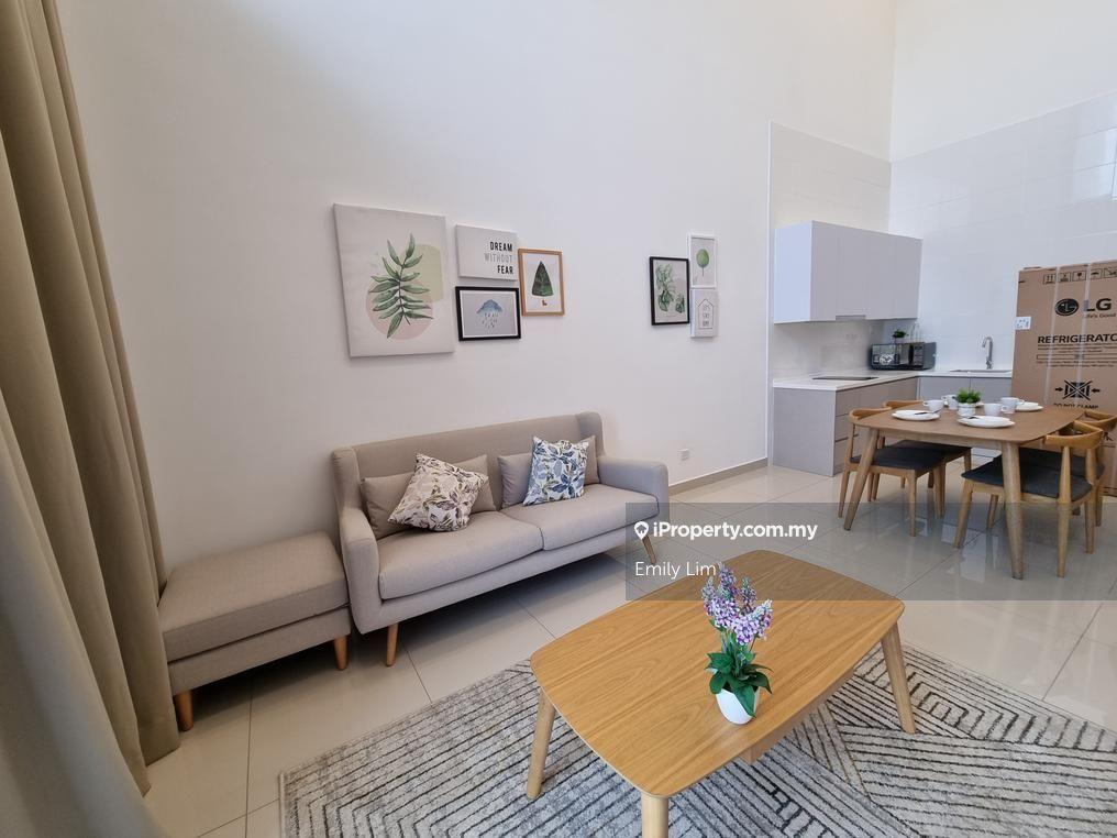 The parque residences, corner lot, fully furnished, 1388sf