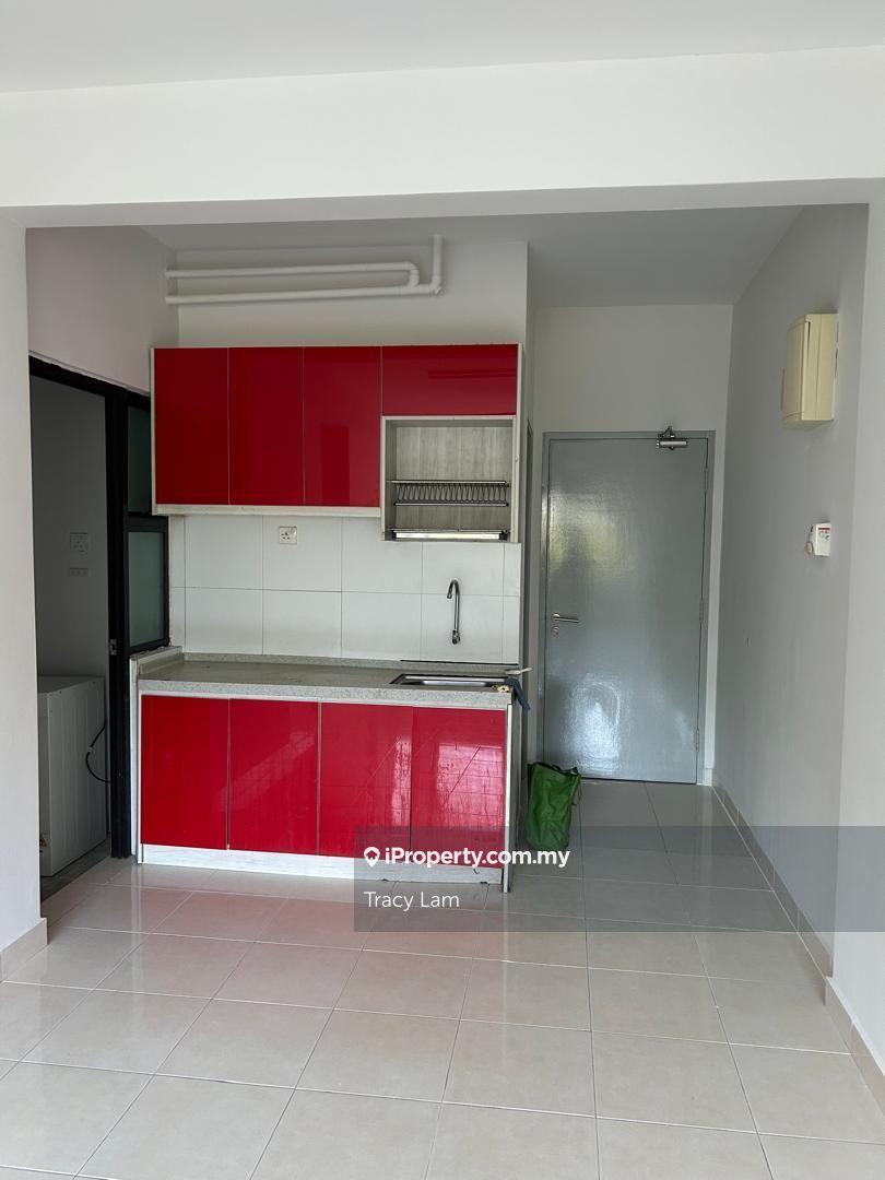 3r2b Partial Furnished with Kitchen Cabinet and Dryer, Ready to move