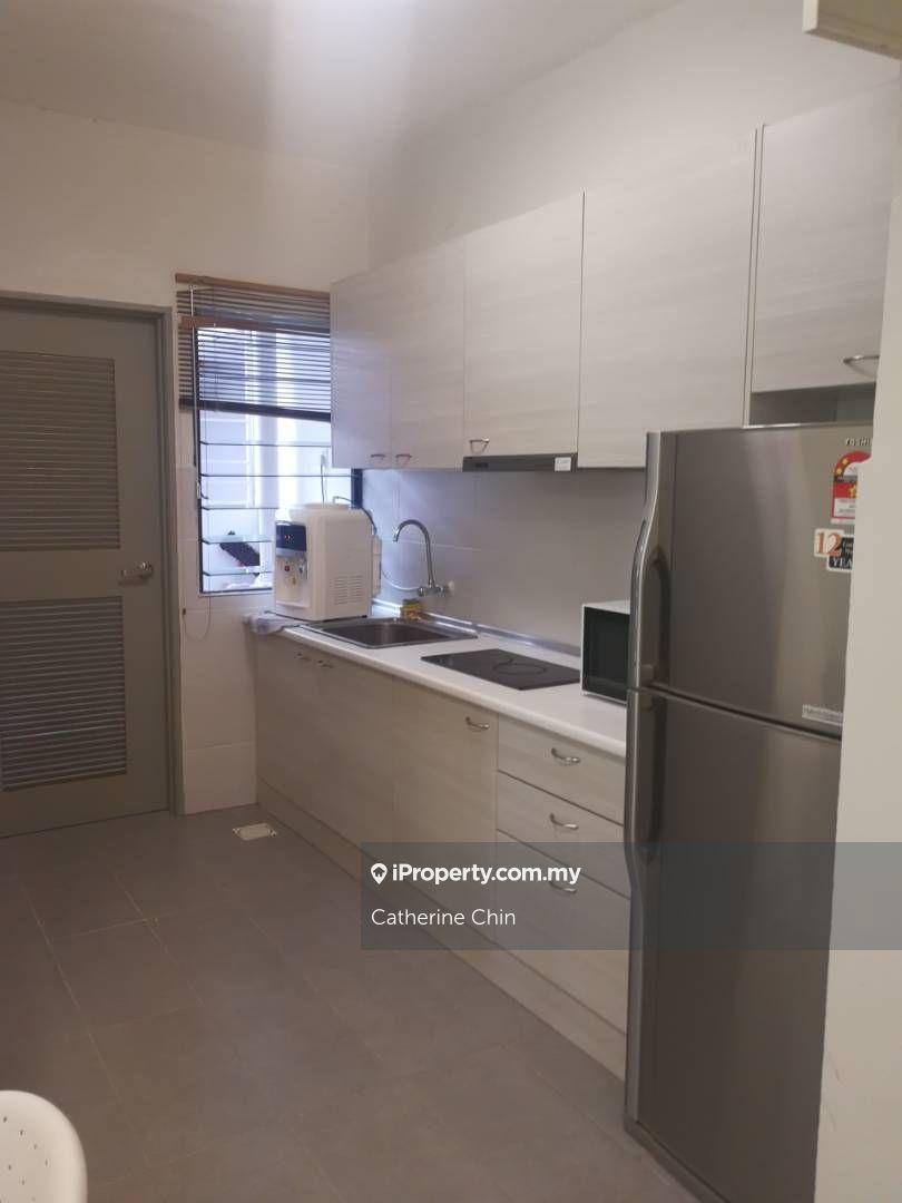 Walking distance to Taylor Lakeside University