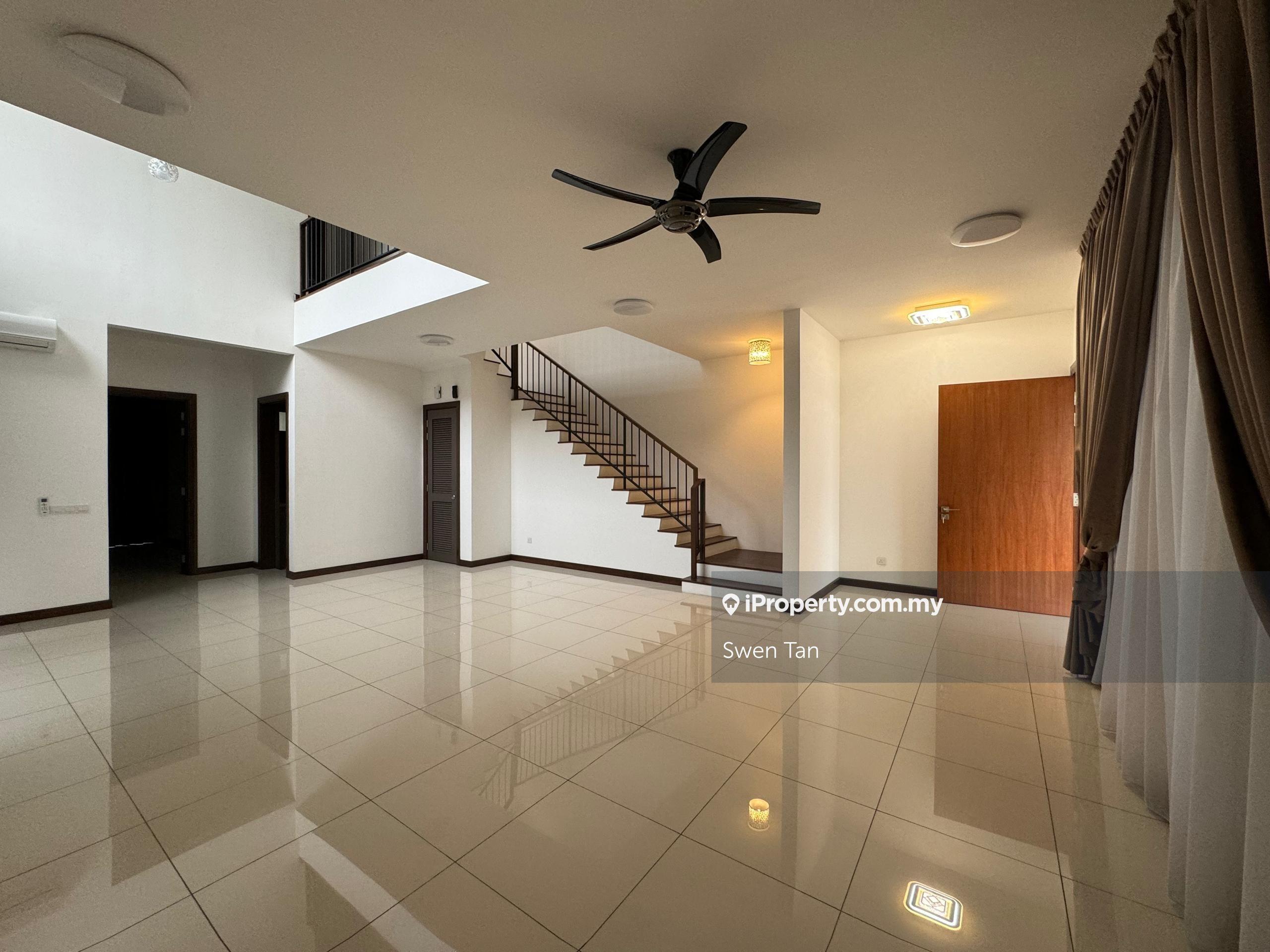 Well Maintained End Lot For Sale 