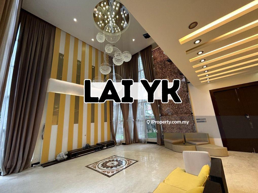 Corner 3.5 Storey Bungalow, Subang Heights 