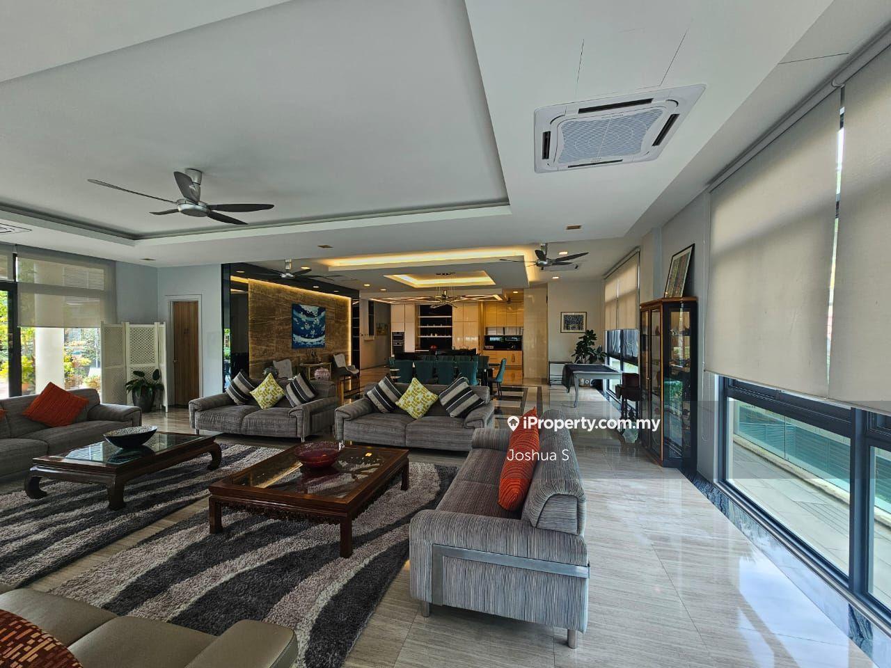4 Storey Modern Bungalow on Guarded Street (Move in Condition)
