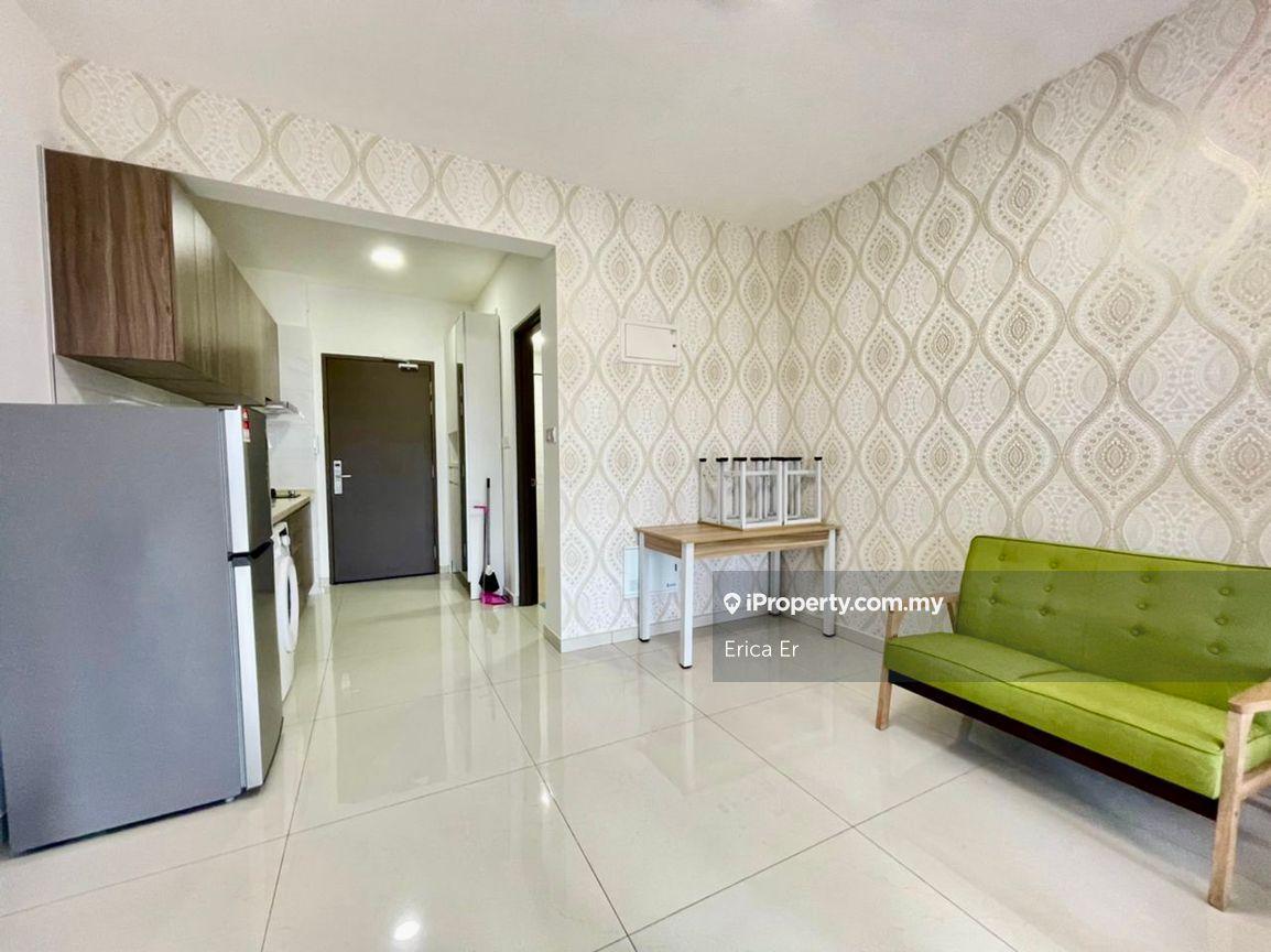 Studio (Fully Furnished) High Floor With Balcony For Rent
