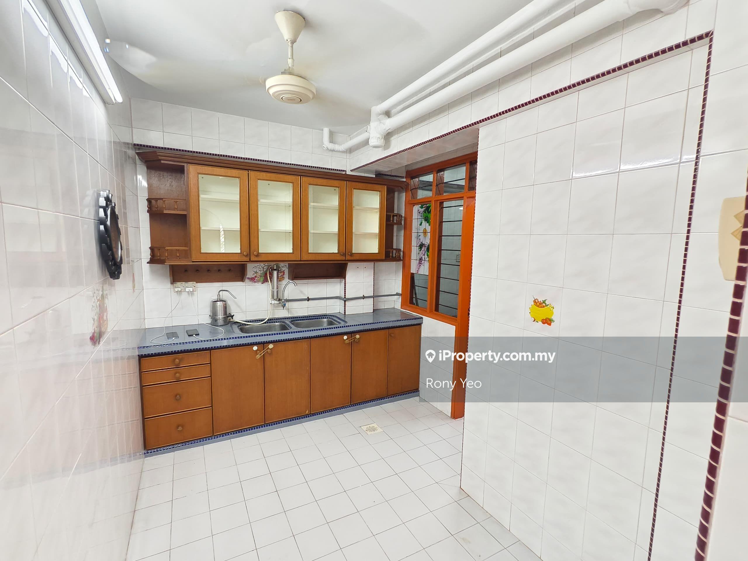 Cheras Perdana Apartment Near Btho Near MRT Unit For Rent